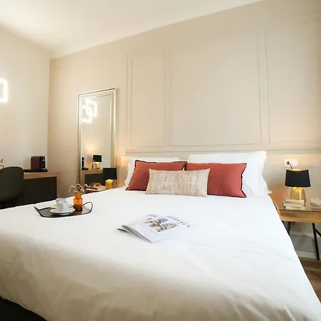 Mazzini's Guest house 4*
