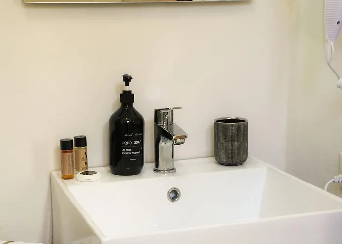 Mazzini's Guest house